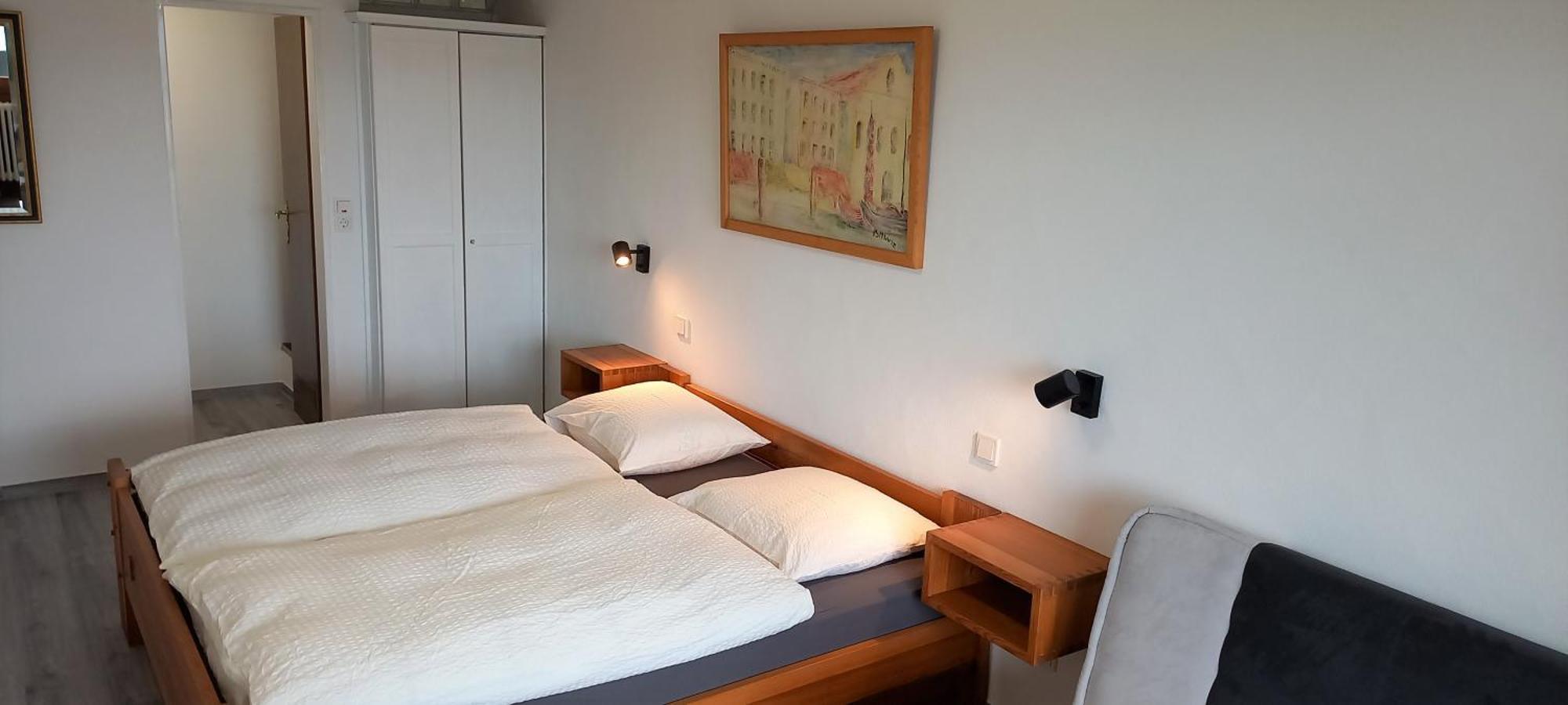 Ferienwohnungen Petrisberg Trier Zimmer foto