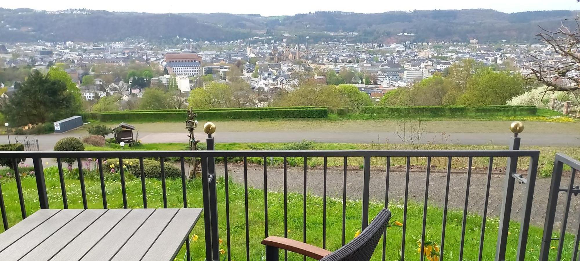 Ferienwohnungen Petrisberg Trier Zimmer foto
